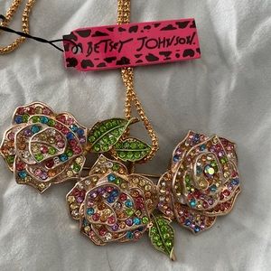 Betsy Johnson statement piece. Necklace or as a brooch